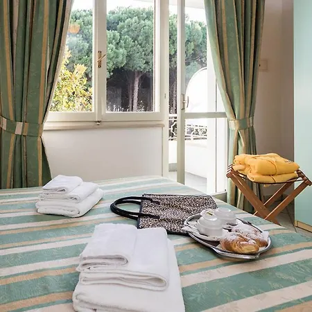Hotel Bamby 4*